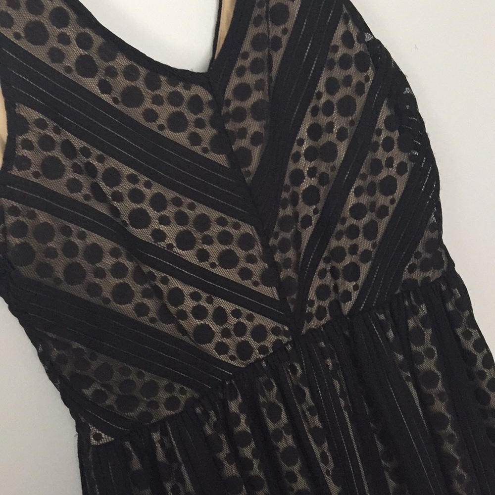 Everleigh lace-overlay polka dot dress - Picture 3 of 6